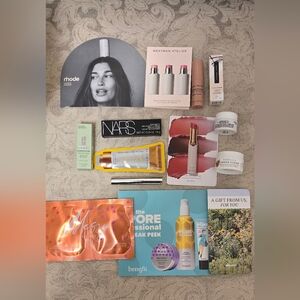Bundle Purfume And Majeup from Sephora Samples
